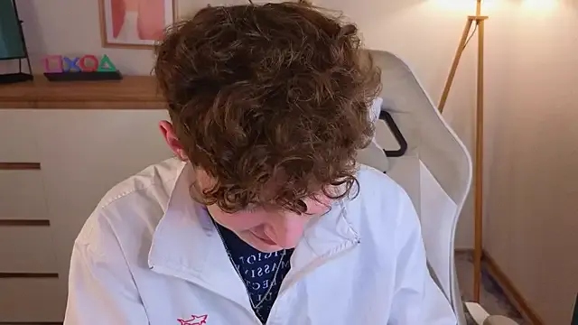 crisp1n's Thumb Image