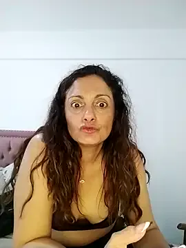 dulcefanny live sex cam on Streamsexy