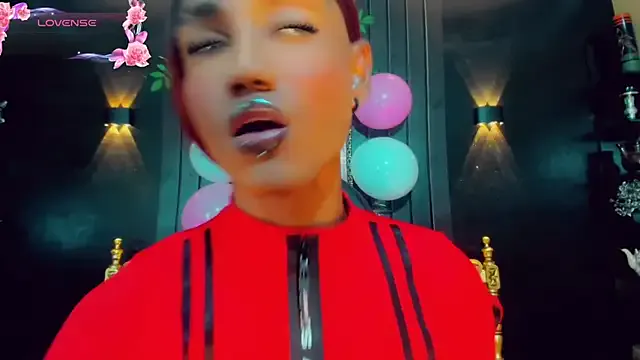 Kendall_hornyy's Thumb Image