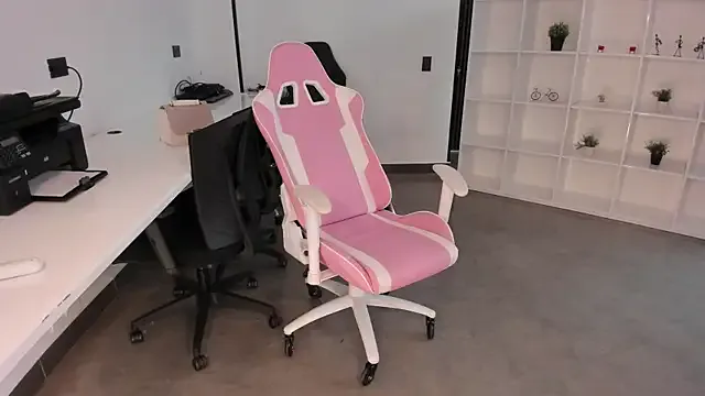 natural_bigboobs's Thumb Image